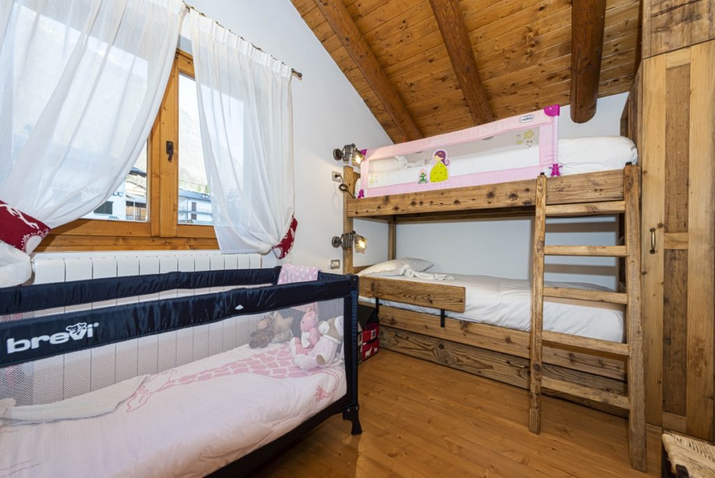 Chalet montagna camera