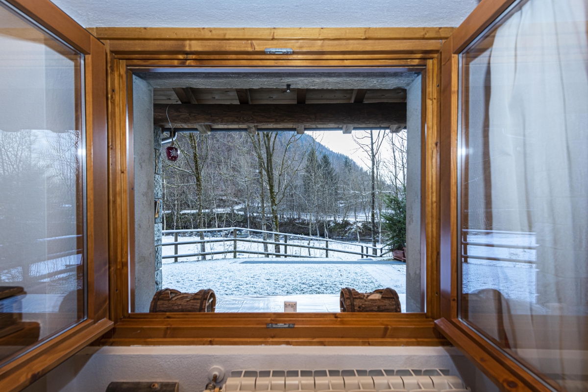 Chalet montagna finestra